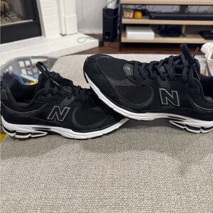 New Balance 2002R Black Gunmetal